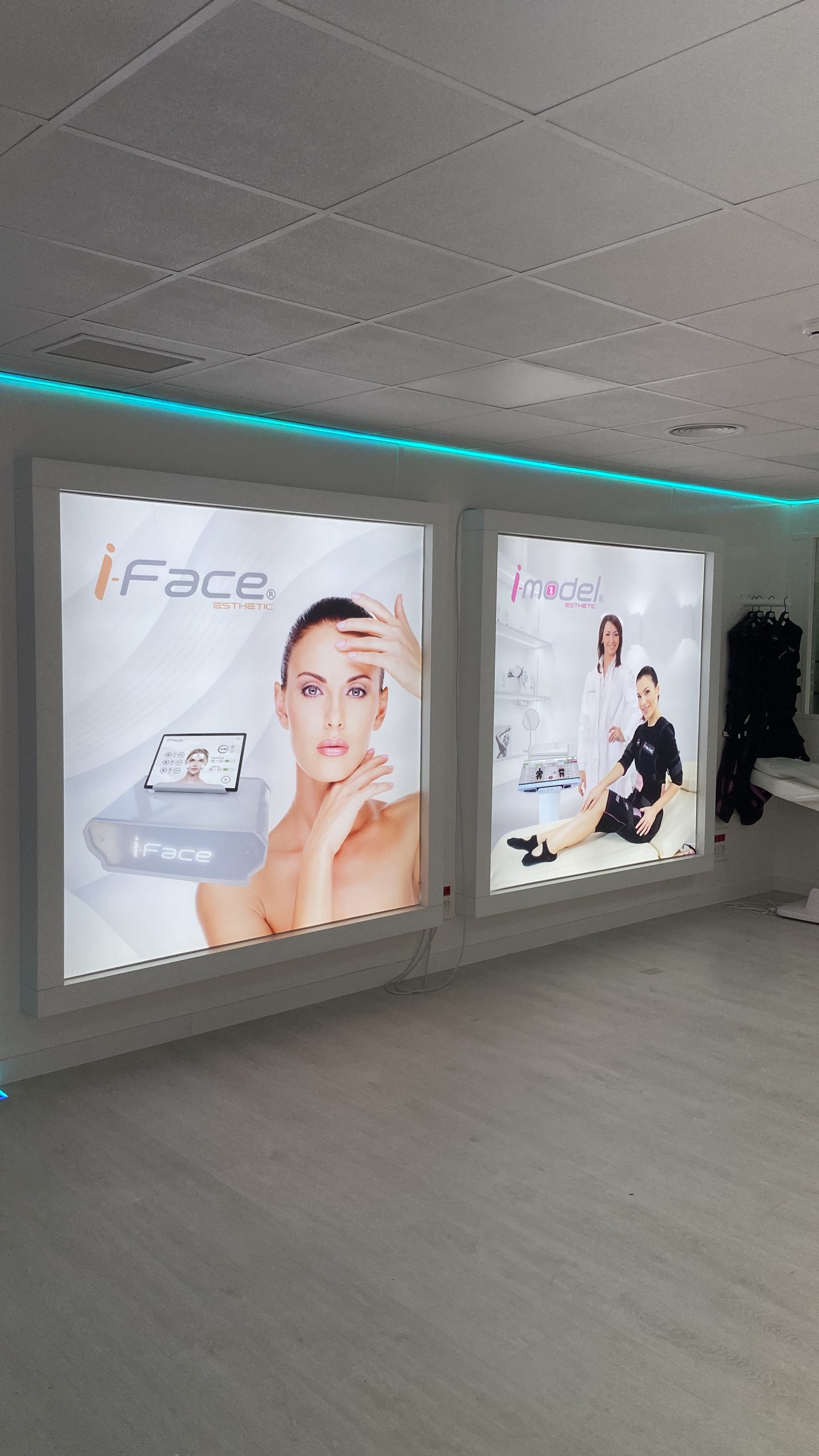 B6E8058E-ABF3-4958-B883-8012A4FE1925